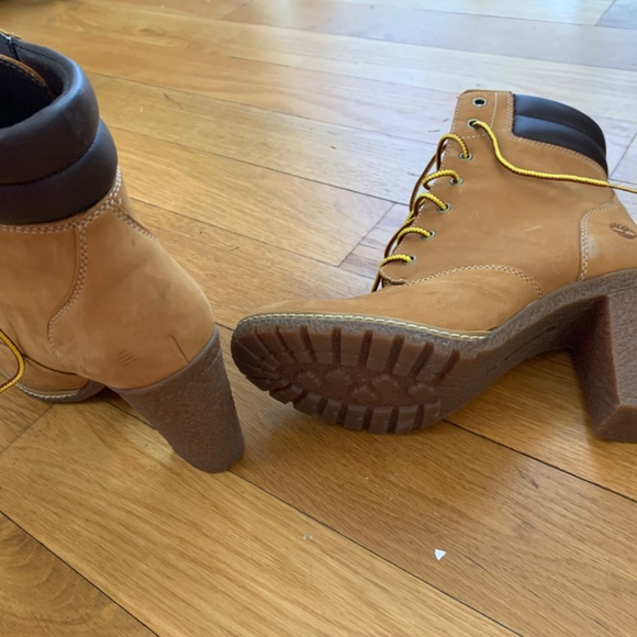 Timberland heeled boots - Picture 2 of 2